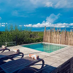 https://sunset-house.tulum-hotels.net